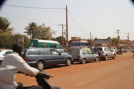 Mali / question de droit, stationnement désordonné des véhicules et engins à deux roues : dissipation des conducteurs